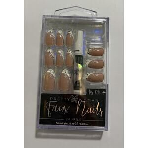Pretty Woman Faux Nails Press On Nude Marble French Tip 24 Nails with Glue Kit